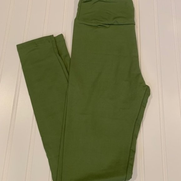New Lularoe One Size Leggings Color Robin Hood Green Fits size 0-10 - Picture 1 of 1